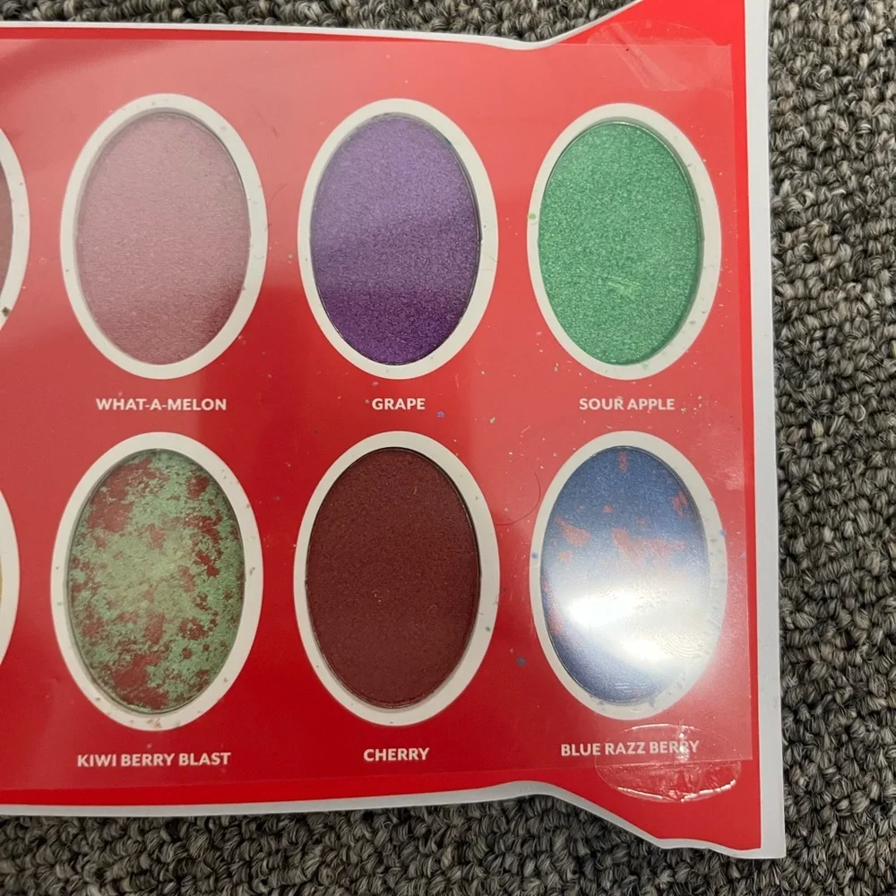 NEW Charms Blow Pop Eyeshadow Palette
